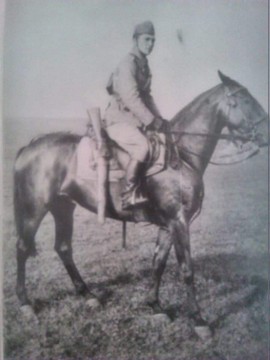Giuseppe Carli a cavallo
