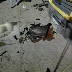 Impatto tra due auto sul cavalcaferrovia all'uscita Barletta Sud