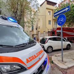 Incendio in un appartamento, scatta l'allarme in via Boccassini