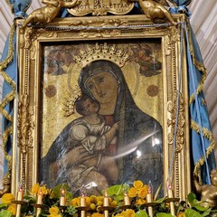 1 maggio 2023, la Madonna dello Sterpeto arriva sotto la pioggia