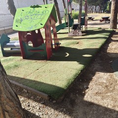 Degrado al Parco giochi del Castello di Barletta