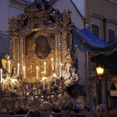 Festa Patronale 2019, i Santi Patroni di Barletta in processione