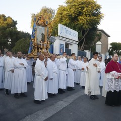 Arrivo dei santi patroni in città