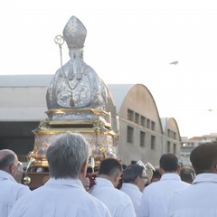 Arrivo dei santi patroni in città