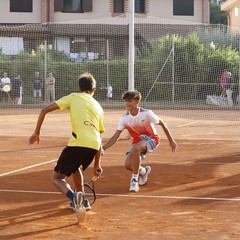Luciano Darderi inaugura la nuova stagione al Tennis Village Pietro Mennea di Barletta