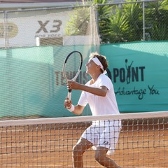 Luciano Darderi inaugura la nuova stagione al Tennis Village Pietro Mennea di Barletta