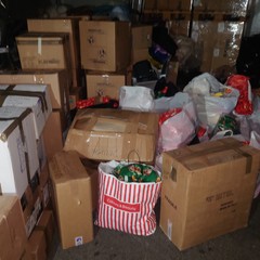 Barletta cuore di solidarietà: centinaia di doni in partenza per i bambini di Kharkiv