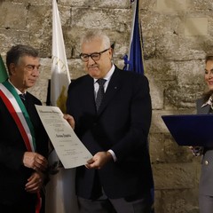 Assegnate a Barletta onorificenze al Merito della Repubblica e all’Ordine Equestre del santo Sepolcro