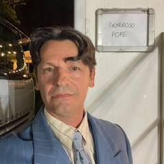 L’attore barlettano Massimo McQueen nella miniserie su Mike Bongiorno