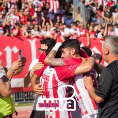 Festa biancorossa, Barletta sorride per la sua serie C