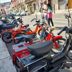 "Ciao in 500": due miti intramontabili protagonisti a Barletta