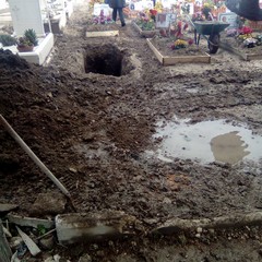 Piove fango nel cimitero di Barletta, Rivoluzione Cristiana denuncia