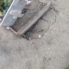 Piove fango nel cimitero di Barletta, Rivoluzione Cristiana denuncia