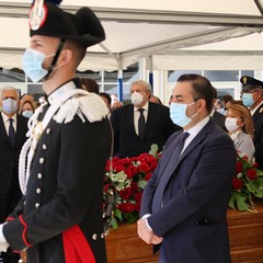 Emiliano al funerale di Jole Santelli