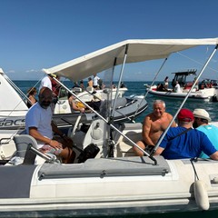 Successo per la “Flotta della solidarietà” a Barletta: bambini speciali in mare tra giochi e sorrisi