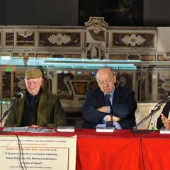 Presentato il volume "Il guanto di sfida del re nel castello di Barletta"