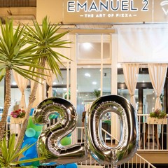 A Barletta la pizzeria "Emanuel 2" festeggia 20 anni di attività
