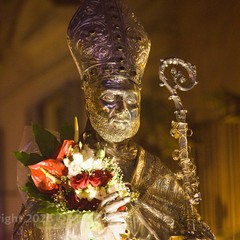 Festa patronale 2026, Barletta rinnova la devozione ai Santi Patroni con la solenne processione