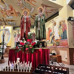 Santi Medici Cosma e Damiano: grande partecipazione per la Festa Parrocchiale al Santissimo Crocifisso