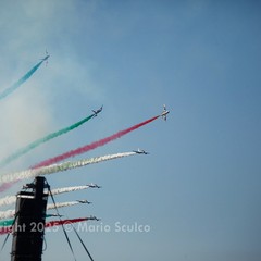 Il cielo di Barletta si colora di emozioni con le Frecce Tricolori