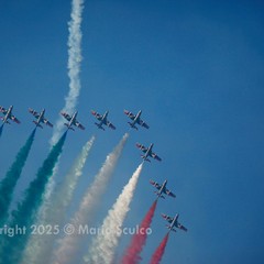Il cielo di Barletta si colora di emozioni con le Frecce Tricolori