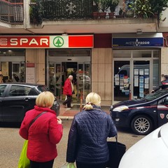 Furto al supermercato in via Rizzitelli