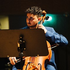 Il suono del violoncellista barlettano Gabriele Marzella nella canzone "Tu No" di Irama