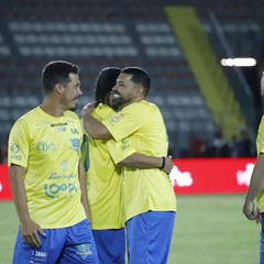 Jogo dos Famosos, il Brasile di Ronaldinho sfida gli azzurri al Puttilli di Barletta