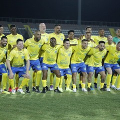 Jogo dos Famosos, il Brasile di Ronaldinho sfida gli azzurri al Puttilli di Barletta