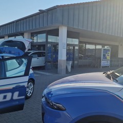 Notte di assalti a Barletta: esploso bancomat in via Imbriani e colpo alla Lidl