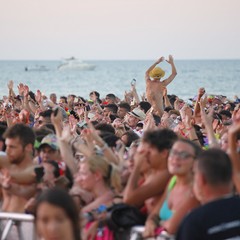 Jova Beach Party, tutte le immagini del concerto