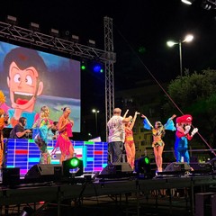 Mastercek90 musica, balli ed energia a Largo Ariosto