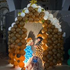 Le mostre Balloon Art e In viaggio a Betlemme