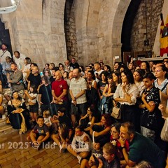 La città rivive la Disfida: nella Cantina va in scena l'Offesa