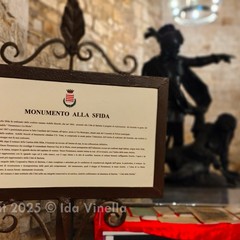 La città rivive la Disfida: nella Cantina va in scena l'Offesa