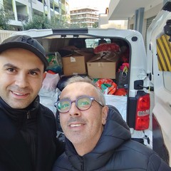 Barletta cuore di solidarietà: centinaia di doni in partenza per i bambini di Kharkiv