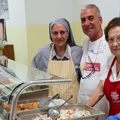 Oltre 160 kg di pesce donati dalla Capitaneria di Barletta alla Caritas