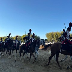 Tra storia e rievocazione: grande successo a Barletta per il Carosello storico dell’Arma dei Carabinieri