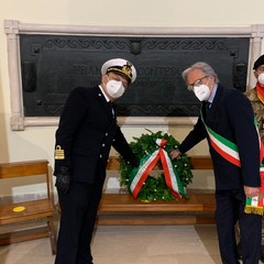 Posto Medico Avanzato di Barletta e ANMI rendono gli onori alla tomba del marinaio barlettano