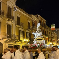 Processione San Ruggero a Canne e a Barletta