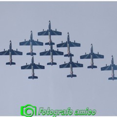 Le prove dell'Air Show delle Frecce Tricolori sul lungomare di Barletta