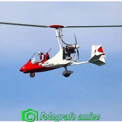 Le prove dell'Air Show delle Frecce Tricolori sul lungomare di Barletta