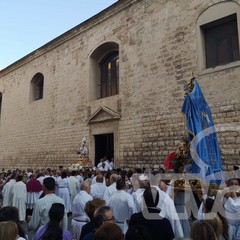 Si chiude la Festa Patronale di Barletta, il saluto finale ai Santi Patroni