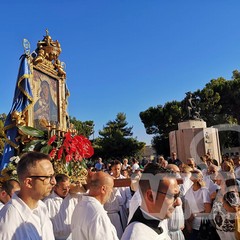 Si chiude la Festa Patronale di Barletta, il saluto finale ai Santi Patroni