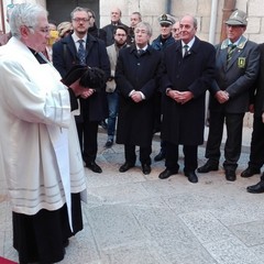 La targa in onore di Francesco Conteduca