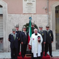 La targa in onore di Francesco Conteduca