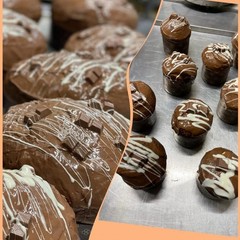 11 anni di dolcezza per la pasticceria “Mon Chéri”