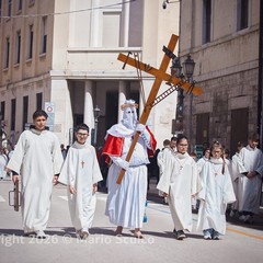 L'Ora Nona e il Voto del Venerdì Santo: Barletta rinnova il suo rito tra fede e memoria