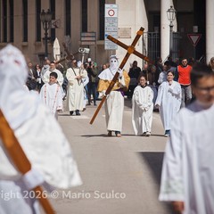 L'Ora Nona e il Voto del Venerdì Santo: Barletta rinnova il suo rito tra fede e memoria