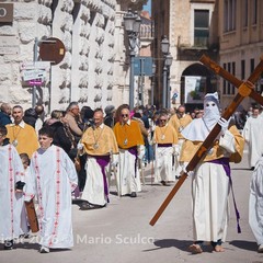 L'Ora Nona e il Voto del Venerdì Santo: Barletta rinnova il suo rito tra fede e memoria